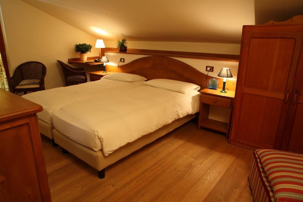 Hotel Valverde Gressoney-la-Trinité Zimmer foto