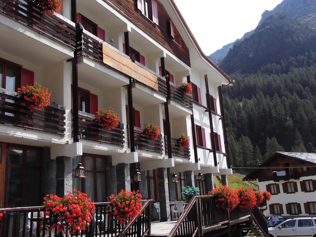 Hotel Valverde Gressoney-la-Trinité Exterior foto